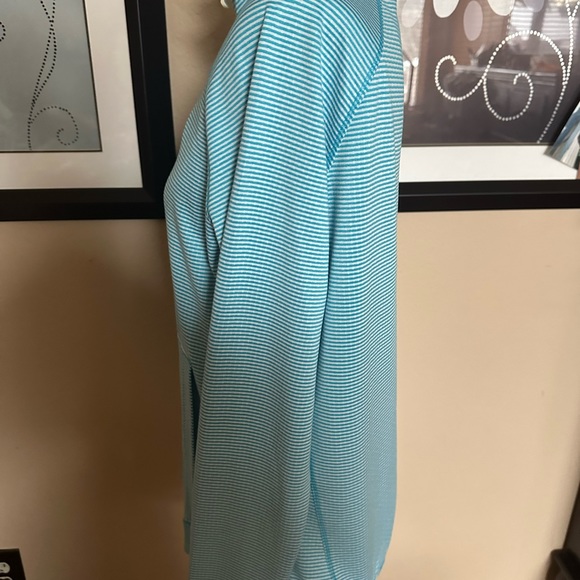 Kate Lord Quarter Zip Up Top With Kangaroo pocket. Size Large - Picture 4 of 7